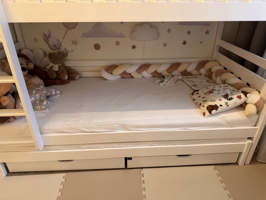 Lożko pietrowe trzyosobowe LanoMeble Klara białe 90x200