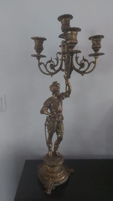 Candelabro de Braços
