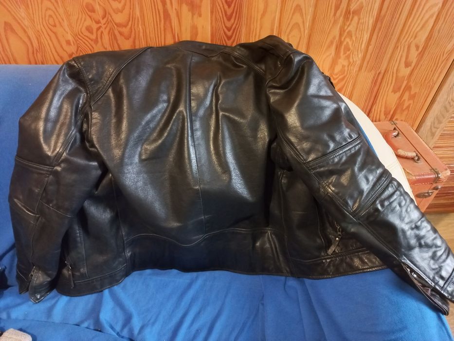 Куртка байкерская
