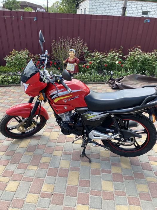 Продам мотоцикл Spark  SP200R-25I