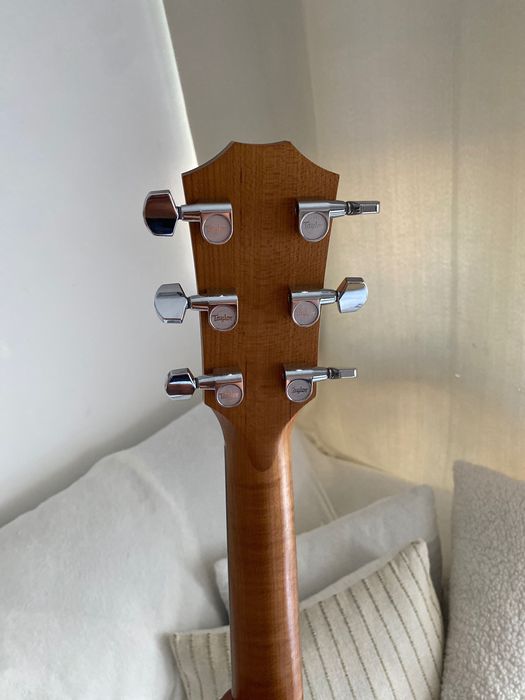 Violão Taylor 114e