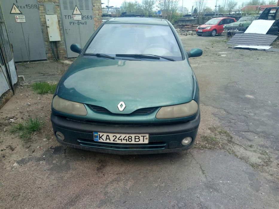 Продам авто Рено Лагуна 2001 року