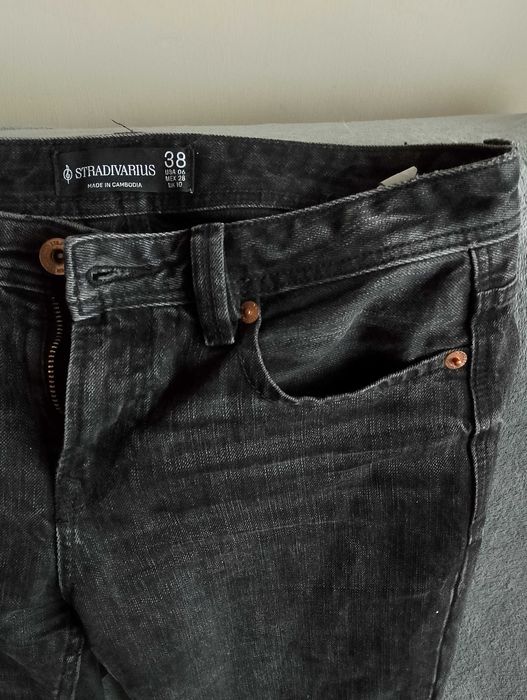 STRADIVARIUS jeansy damskie.