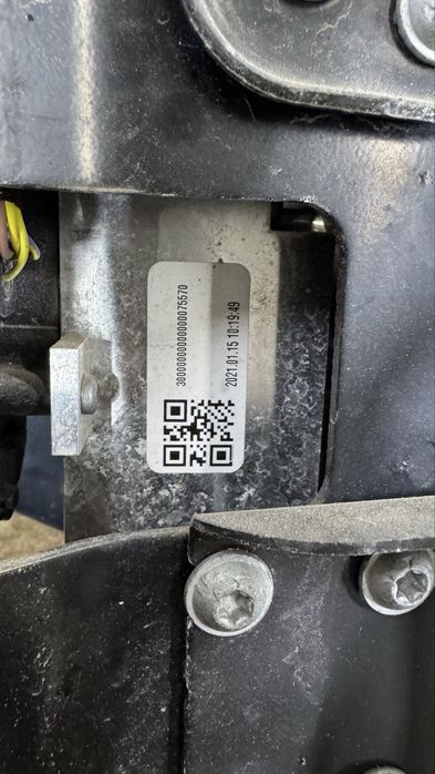 Audi etron кондиціонер, вся ліва частина в зборі e-tron, etrone, етрон