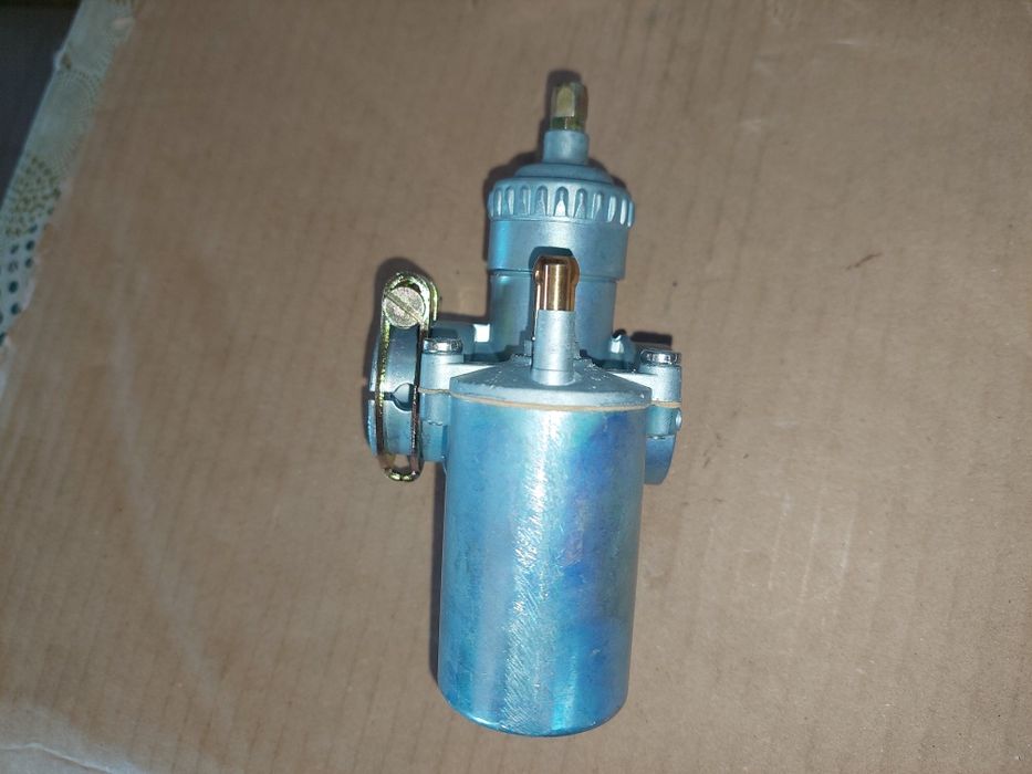 Sprzedam nowy gaznik silnika wsk125 wfm