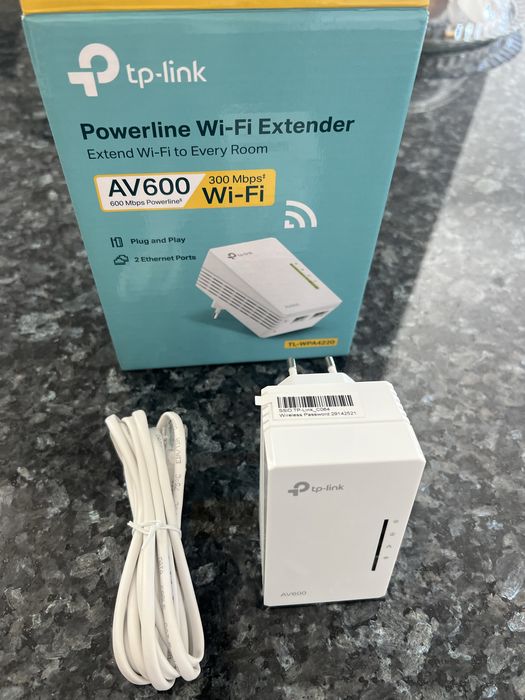 Pacote (Powerline Wi-Fi 3-Pack Kit) + (Powerline Wi-Fi Extender)