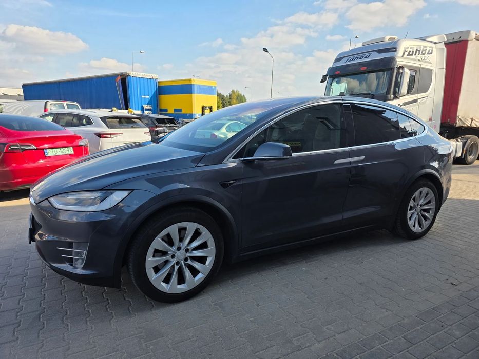 Tesla Model X Tesla X