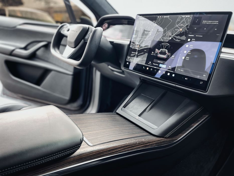 Tesla model X 2022