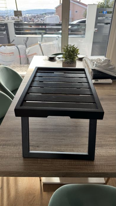 Bandeja  elevada Preta