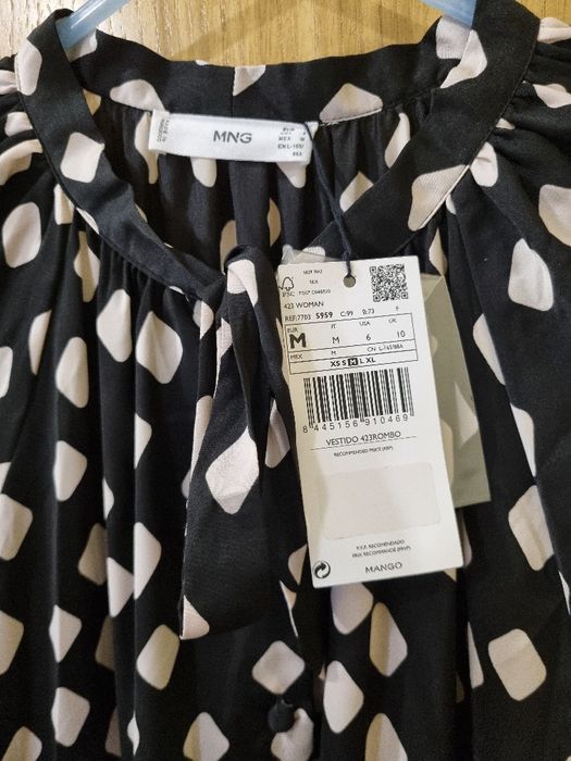 Vestido da Mango com etiqueta