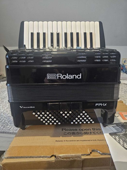 Sprzedam ROLAND FR-1X BK czarny Akordeon Cyfrowy - NOWY_ POLECAM!!!