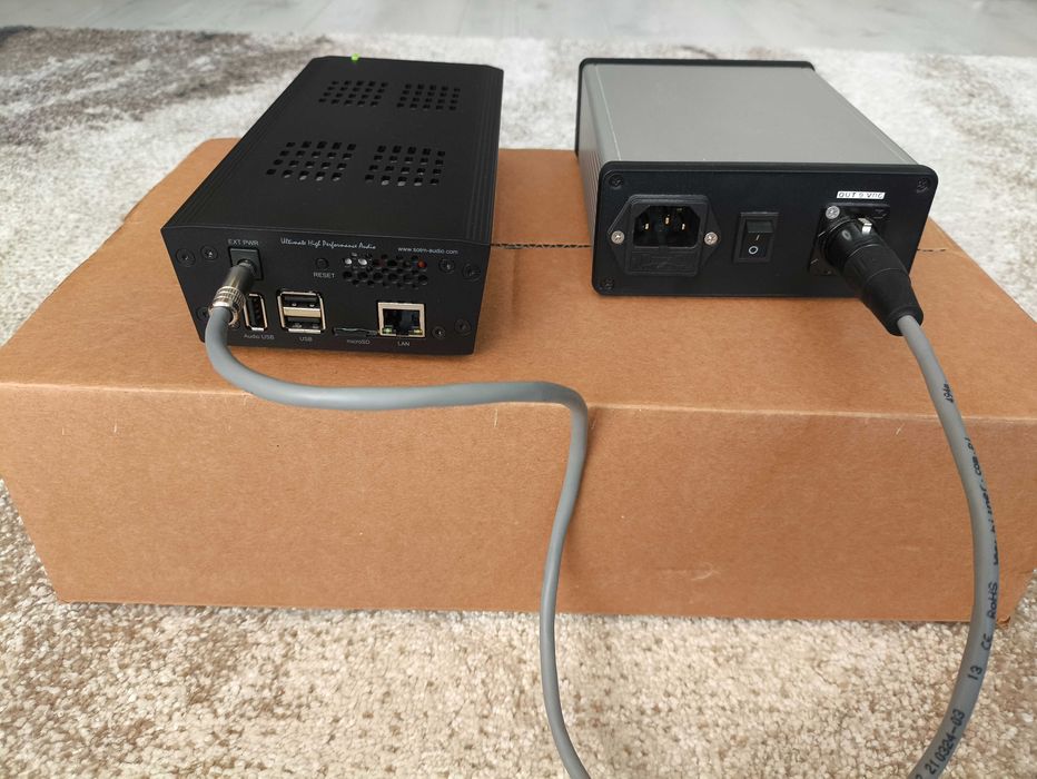 Streamer SOTM sMS-200 ultra neo + zasilacz Lucarto audio