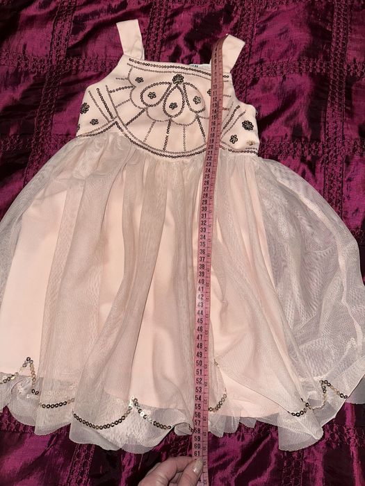 Сукня для дівчинки