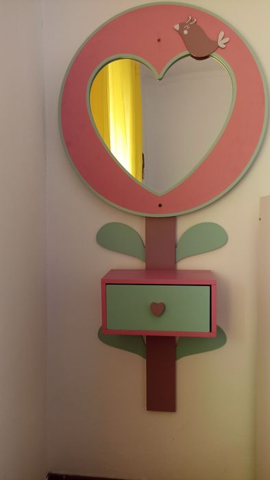 Espelho Toucador Suspenso Vertbaudet - Flor com Gaveta