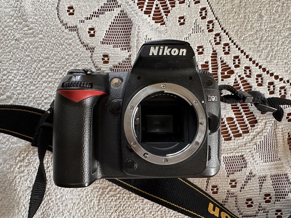 Nikon D90 + 4 obiektywy