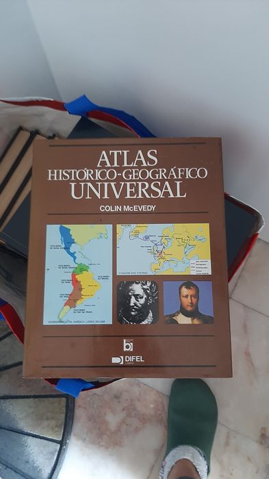 Moderna Enciclopédia Universal e Outros