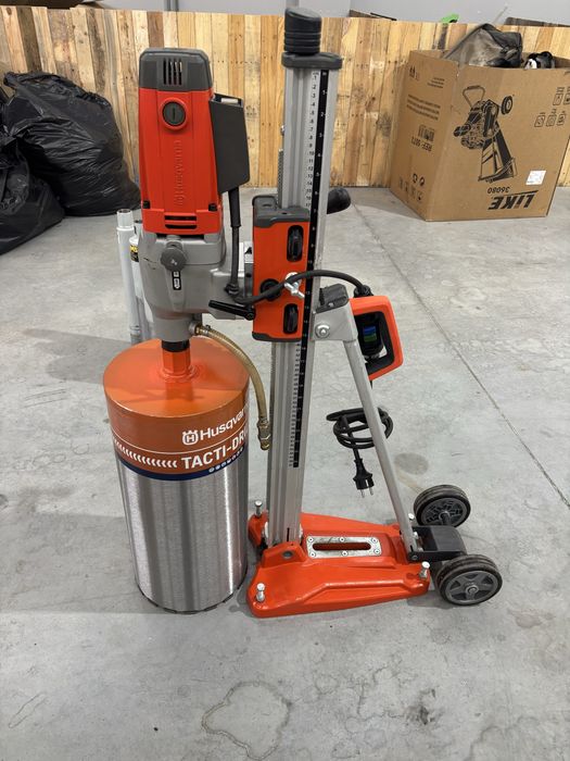 Caroteadora HUSQVARNA DMS240