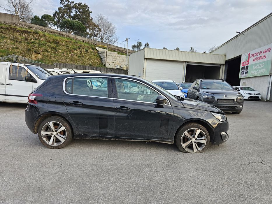 Peugeot 308 II 1.6 BlueHDi de 2016 para peças