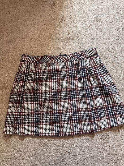 Спідниця тепла.