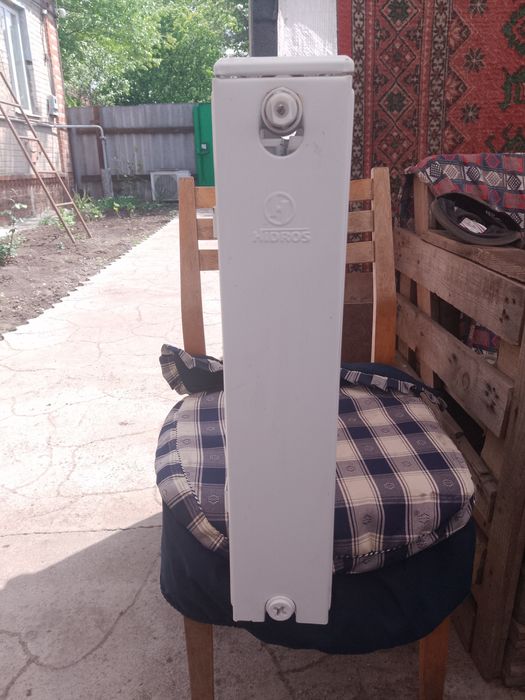 Продам железные радиаторы отопления 50*60 воды не видели цена 1200гр