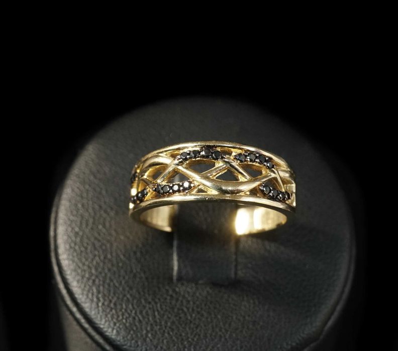 Złoto 585 - Złoty pierścionek z cyrkoniami. Rozmiar 15