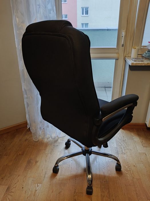 Krzesło biurowe / Office chair