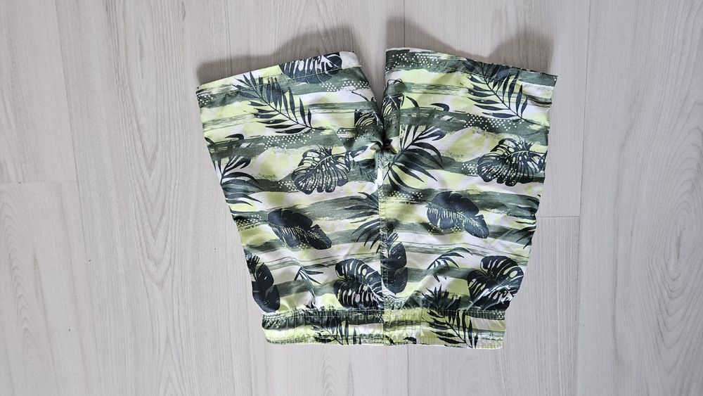Szorty spodenki 122 cm primark zestaw 128 zielone spodnie