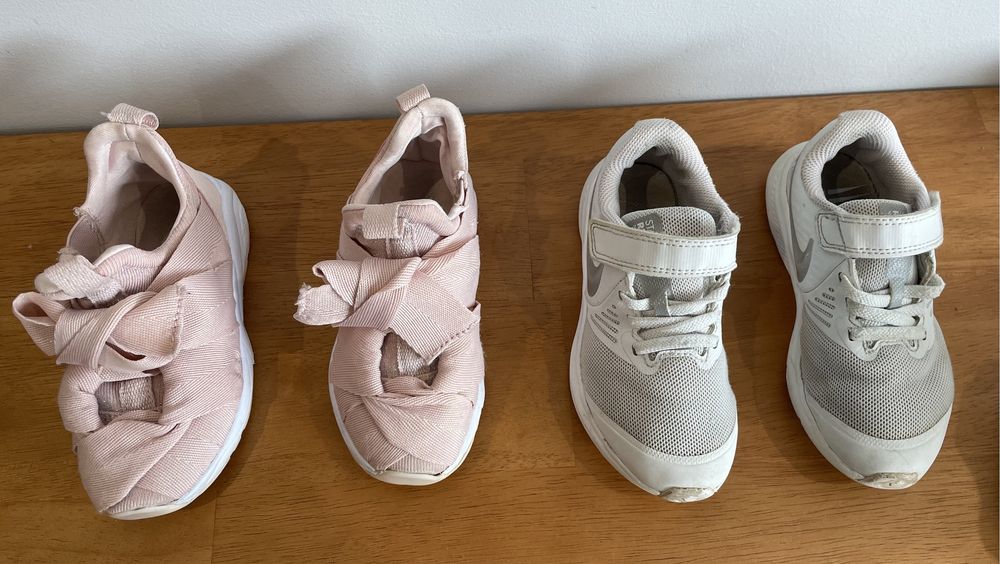 ténis rosa e branco ( marca nike)