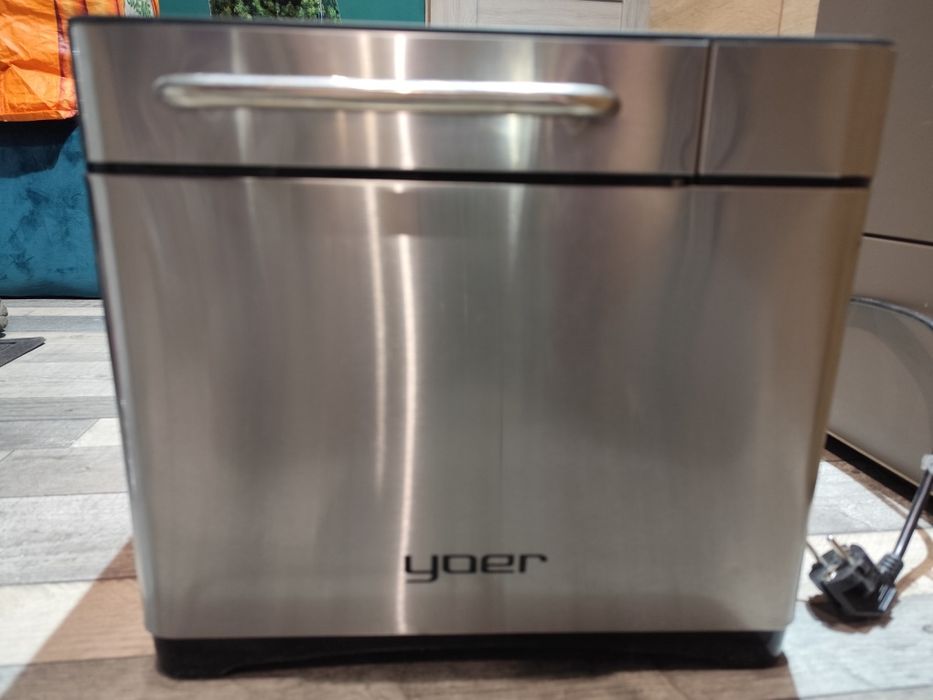 Automat do chleba YOER