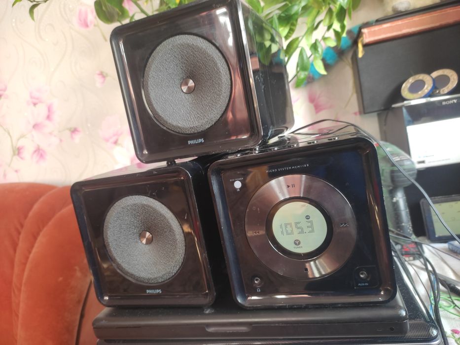Музичний центр для комп'ютера Philips MCM118B.потужність 2×30
