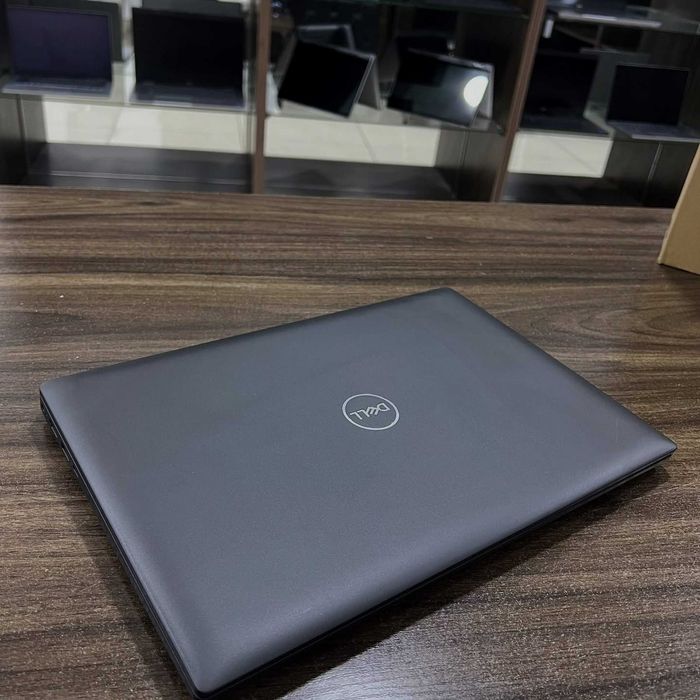Dell Dodecacore 14" i7/16GB/500Nvme série Profissional