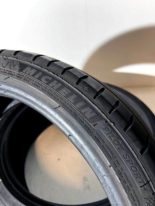 Pneus Michelin Pilot Sport 4 - 205/40/17 - Excelentes