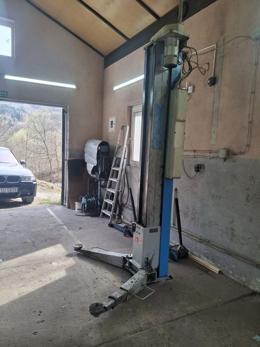 Podnosnik Warsztawowy Śrubowy, Włoskiej marki.RAVAGOLI.3200