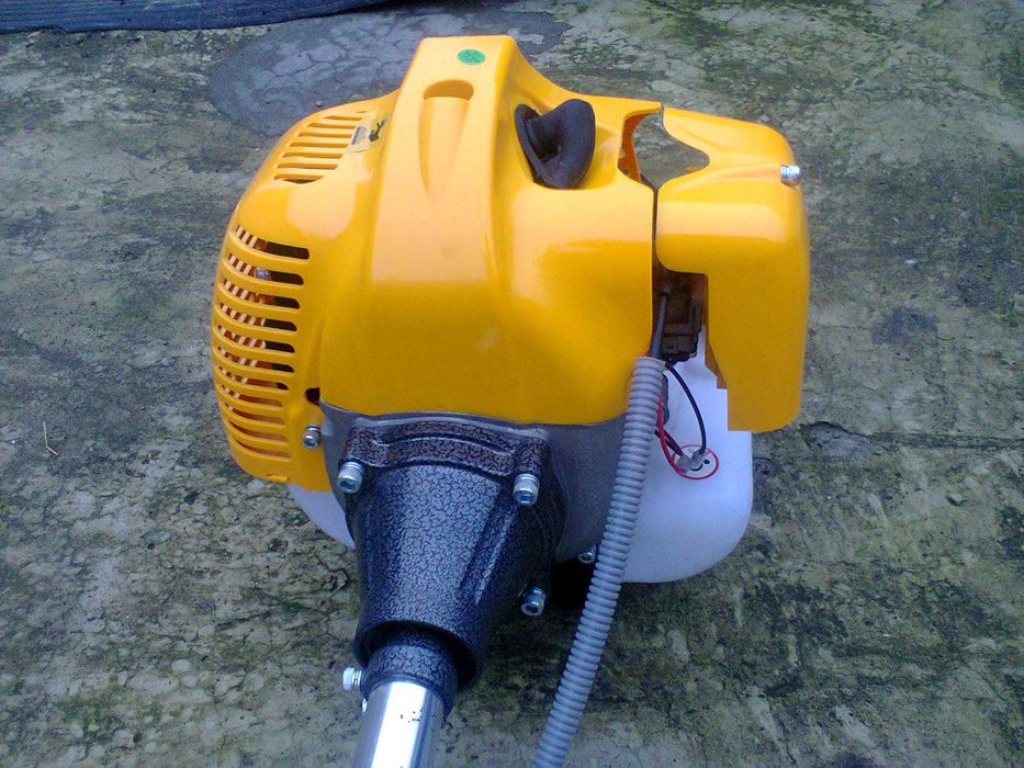 Бензо мото коса 2-х тактна (новая)