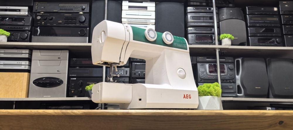 Швейна машинка AEG D-76297