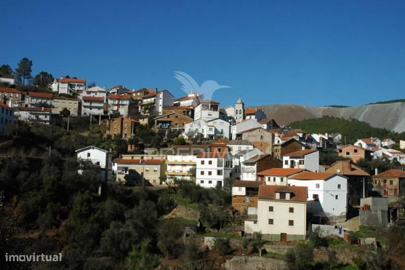 Moradia em banda T12 à venda em Aldeia São Francisco Assis, Covilhã — Aldeia São Francisco Assis, Castelo Branco