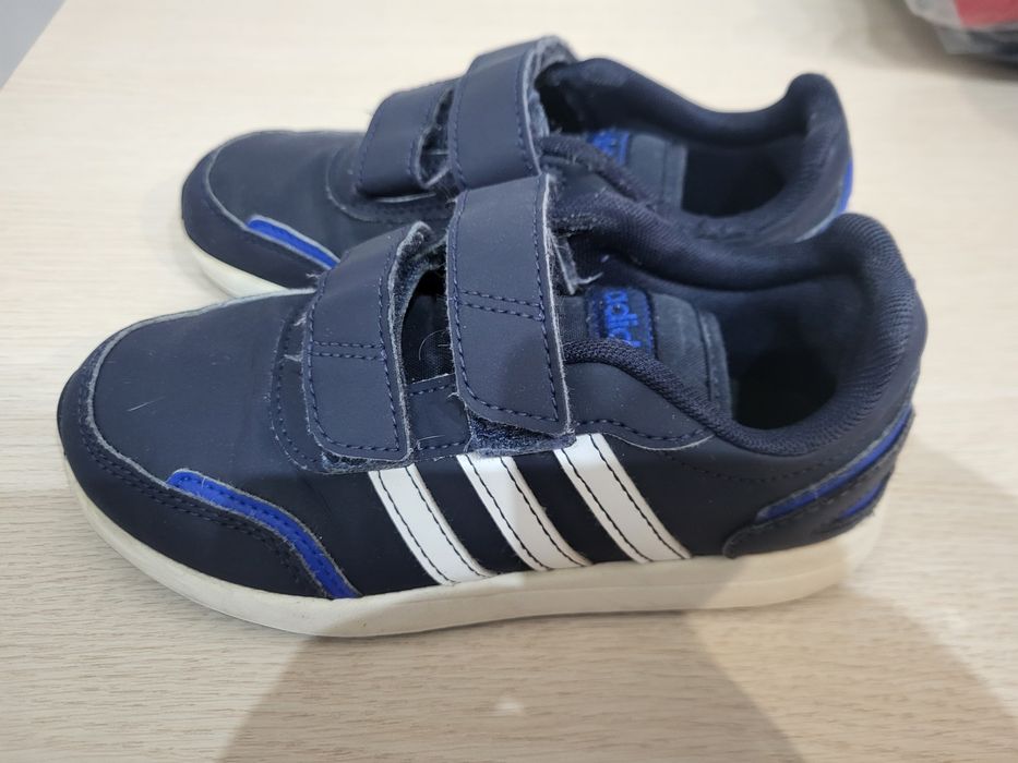 Buty adidas dziecięce