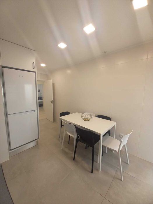 Quartos para arrendar a estudantes em apartamento na Rua do Pinhal n.º 4, São Martinho do Bispo, Coimbra