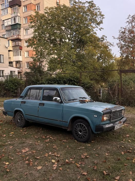 Продам Ваз 2107 Бензин
