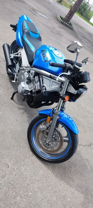 Honda CB-1 (NC27)