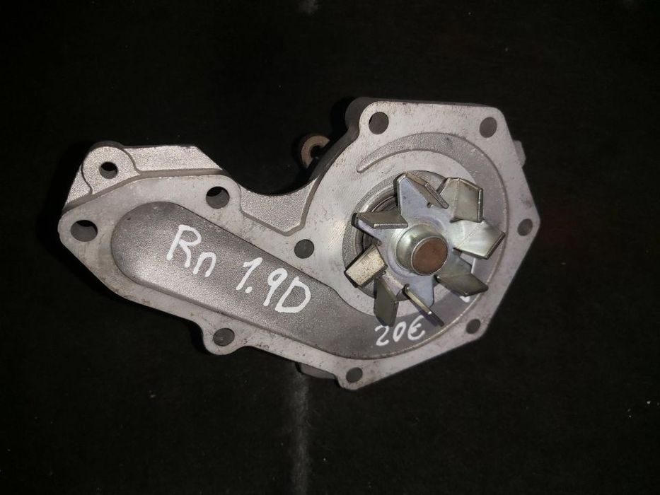 Bomba agua Renault 1.9D  nova