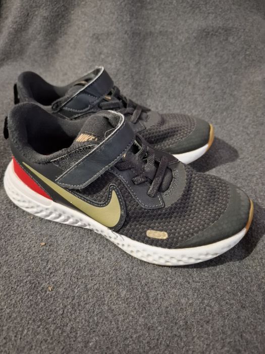 Кросівки nike дитяче взуття