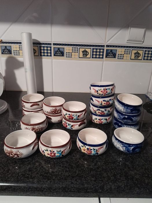 Taças novas variadas