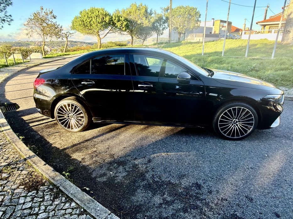 Mercedes Benz A250e Limousine AMG
