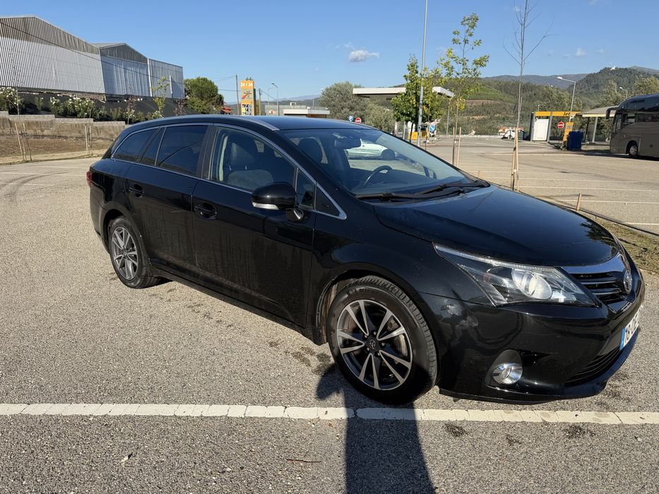 Toyota Avenis 2.0 D4D