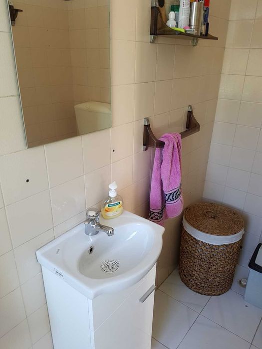 Quarto amplo com varanda Campolide, Lisboa