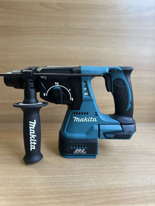 Перфоратор Makita DHR242 (SDS+) — НОВИЙ, оригінал