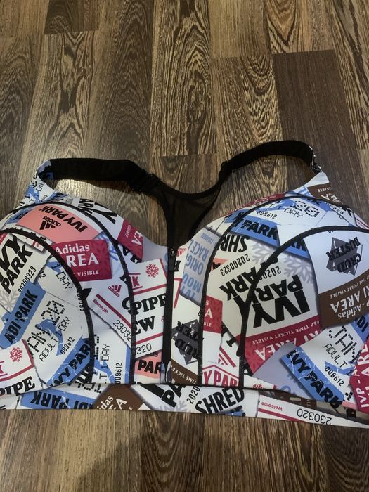 Новий жіночий топ Adidas Ivy Park