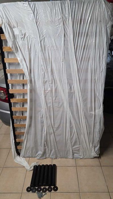 Cama Corpo e Meio 1.2x1.95m - Estrado e colchão em bom estado
