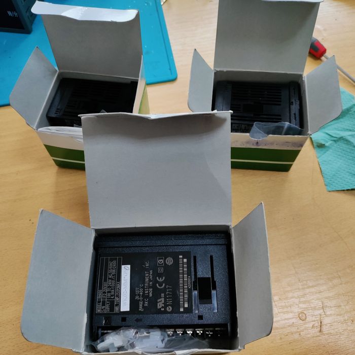 Цифровий терморегулятор RKC RH100